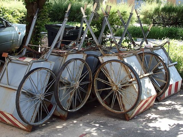 Xe rùa chở đất 1 bánh